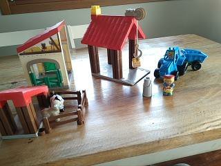 Granja infantil de construcción