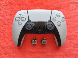 🇪🇸Mando PS5 nuevo con Magnéticos antidrift.🇪🇸