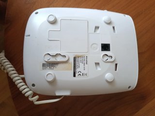 Teléfono Alcatel con números grandes
