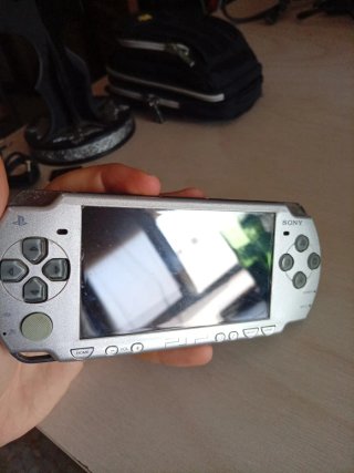 PSP Edición Final Fantasy Crisis Core