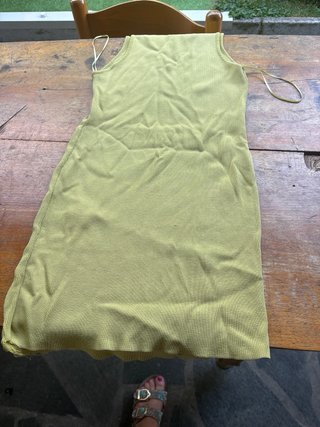 Abito cut verde con frange taglia M