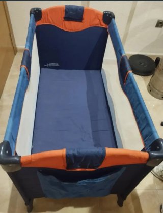 Cuna de viaje BBY azul y naranja