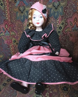 Muñeca de Porcelana Vintage Casa FANAS de 48 cm