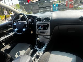 Ford Focus 2010 Titanium