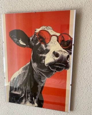 Póster Vaca Gafas Rojas Pop Art