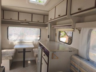 Caravana Knaus 750kg con documentación