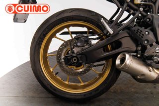 YAMAHA XSR 700 X TRIBUTE