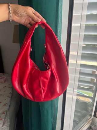 Bolso rojo brillante