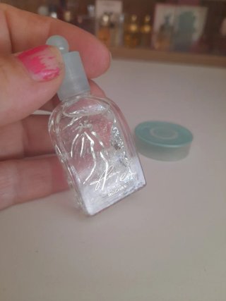Miniatura Perfume Fleur de Eau Rochas es original