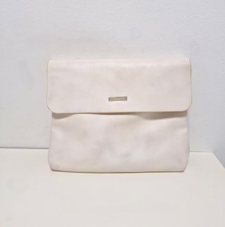 Bolso bandolera blanco minimalista