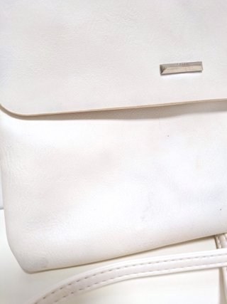 Bolso bandolera blanco minimalista