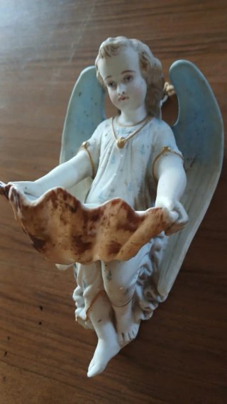 Benditera de porcelana ángel