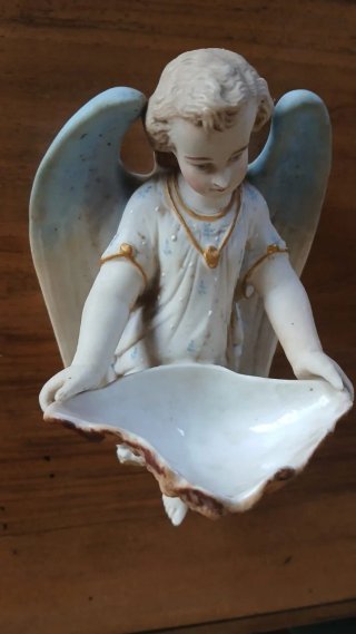 Benditera de porcelana ángel
