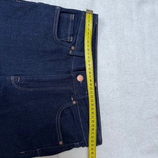 Pantalón vaquero Zara azul oscuro