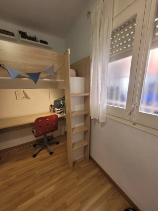 Habitación juvenil completa.