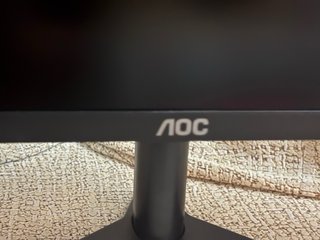 Monitor AOC 24 Full HD - Como Nuevo