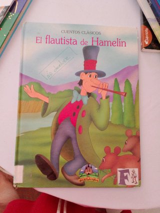 Libro El flautista de Hamelín Cuentos Clásicos