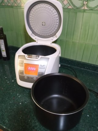 Robot de Cocina Newcook con Manual Ins.