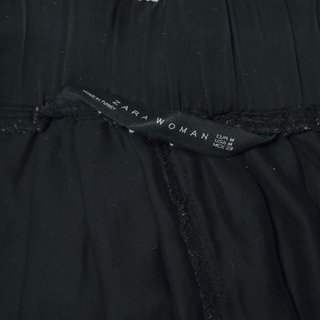 Pantalón corto Zara fluido negro