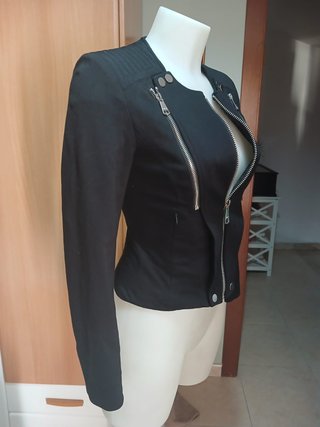Cazadora GUESS + regalo