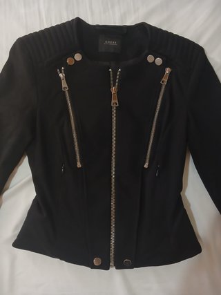 Cazadora GUESS + regalo