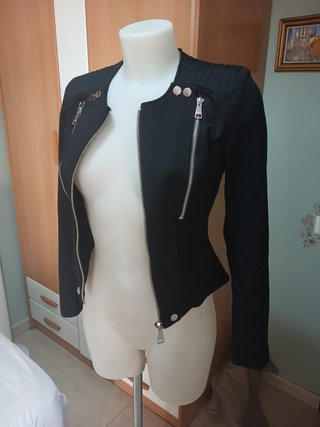 Cazadora GUESS + regalo