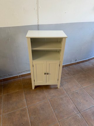 Mueble de baño blanco