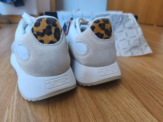 Zapatillas Munich Mujer.