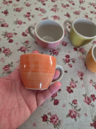 Tazzine caffè in ceramica colorata