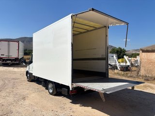 Iveco Daily 2020 paquetera trampilla elevadora E6