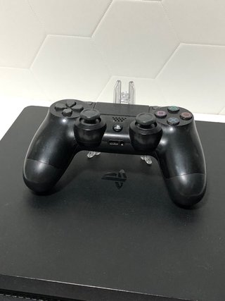 PS4 Slim 500GB + Extras