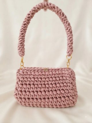 Bolso tejido a mano
