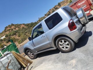 Mitsubishi Montero 2006