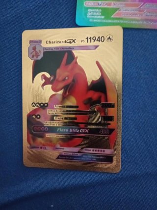 Carta Pokémon Charizard GX Dorada