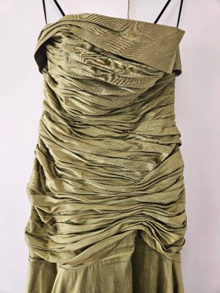 Vestido verde tubo drapeado talla M