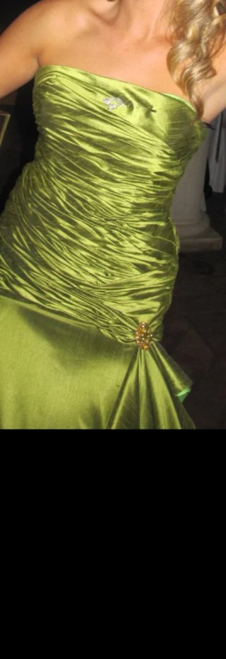 Vestido verde tubo drapeado talla M