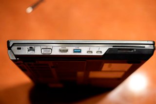 Fujitsu Celsius H780 i7 / 32GB RAM / Quadro P600
