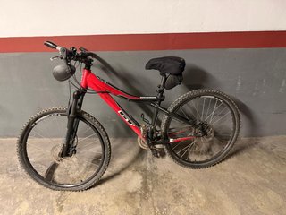 Bicicleta GT Avalanche Roja