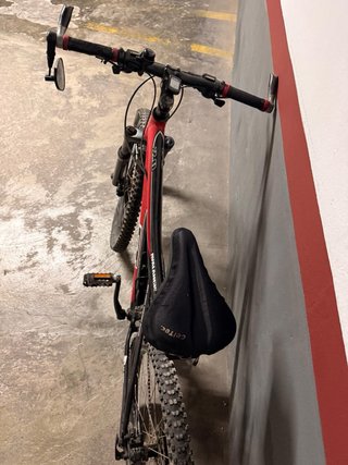 Bicicleta GT Avalanche Roja