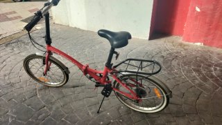 Bicicleta plegable roja