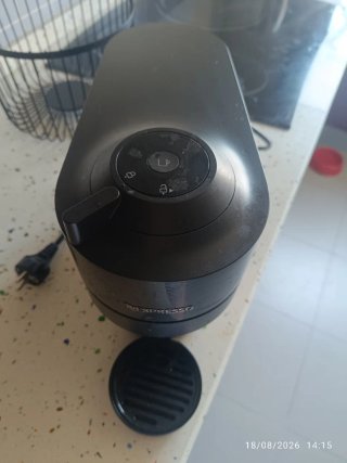 Cafetera Nespresso Negra