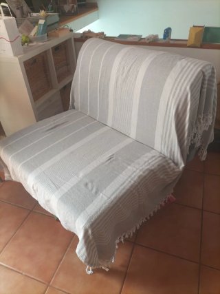 Sofá cama individual gris y blanco