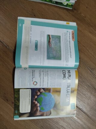 LIBRO DE RELIGIÓN CATÓLICA de otra manera 1ESO