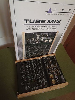 ART TUBE MIX Mesa Mezclas 5 Canales. Nueva.