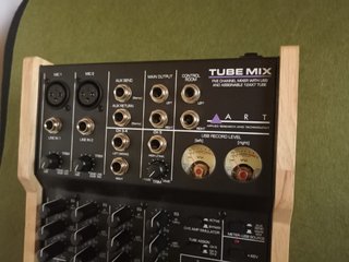 ART TUBE MIX Mesa Mezclas 5 Canales. Nueva.