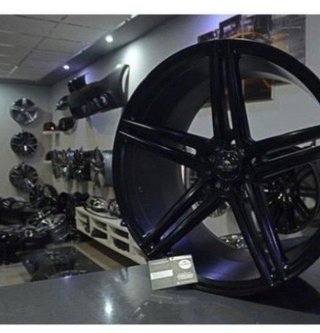 Juego de 4 Llantas 20 Forzza Bosan Satin Black