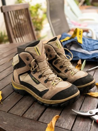 Botas de montaña Quechua nuevas