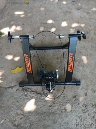 Rodillo entrenamiento bici RYDER