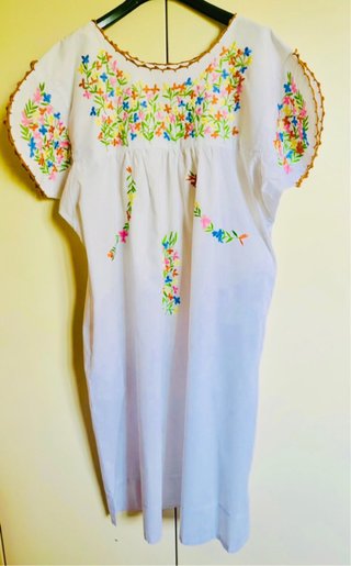 Vestido blanco bordado algodón