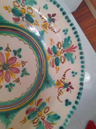 Frutero de cerámica pintado a mano